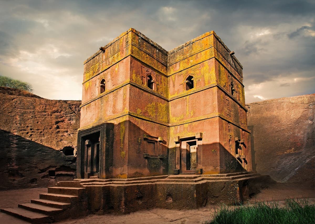 Cost of Visiting Lalibela in 2026: Entrance Fees, Hotels & Tours